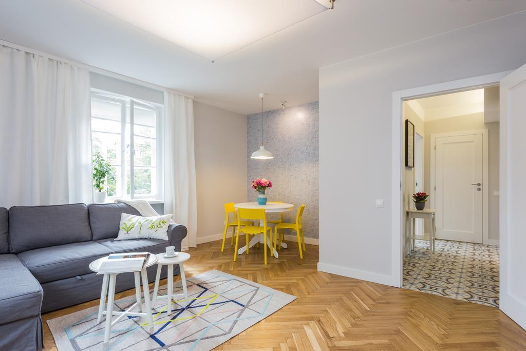 Baker Street Apartamento Varsóvia Quarto foto