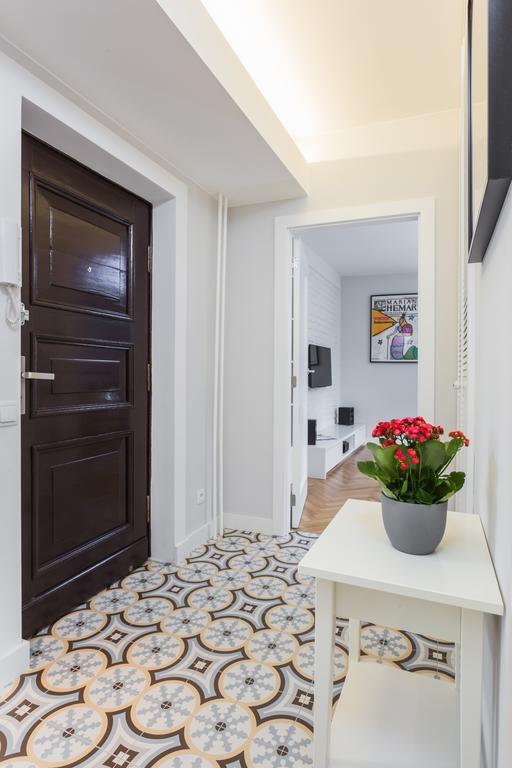 Baker Street Apartamento Varsóvia Quarto foto