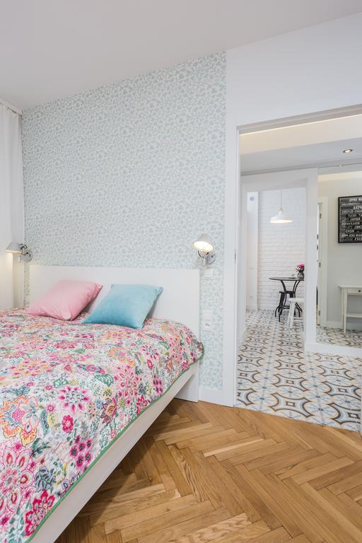 Baker Street Apartamento Varsóvia Quarto foto
